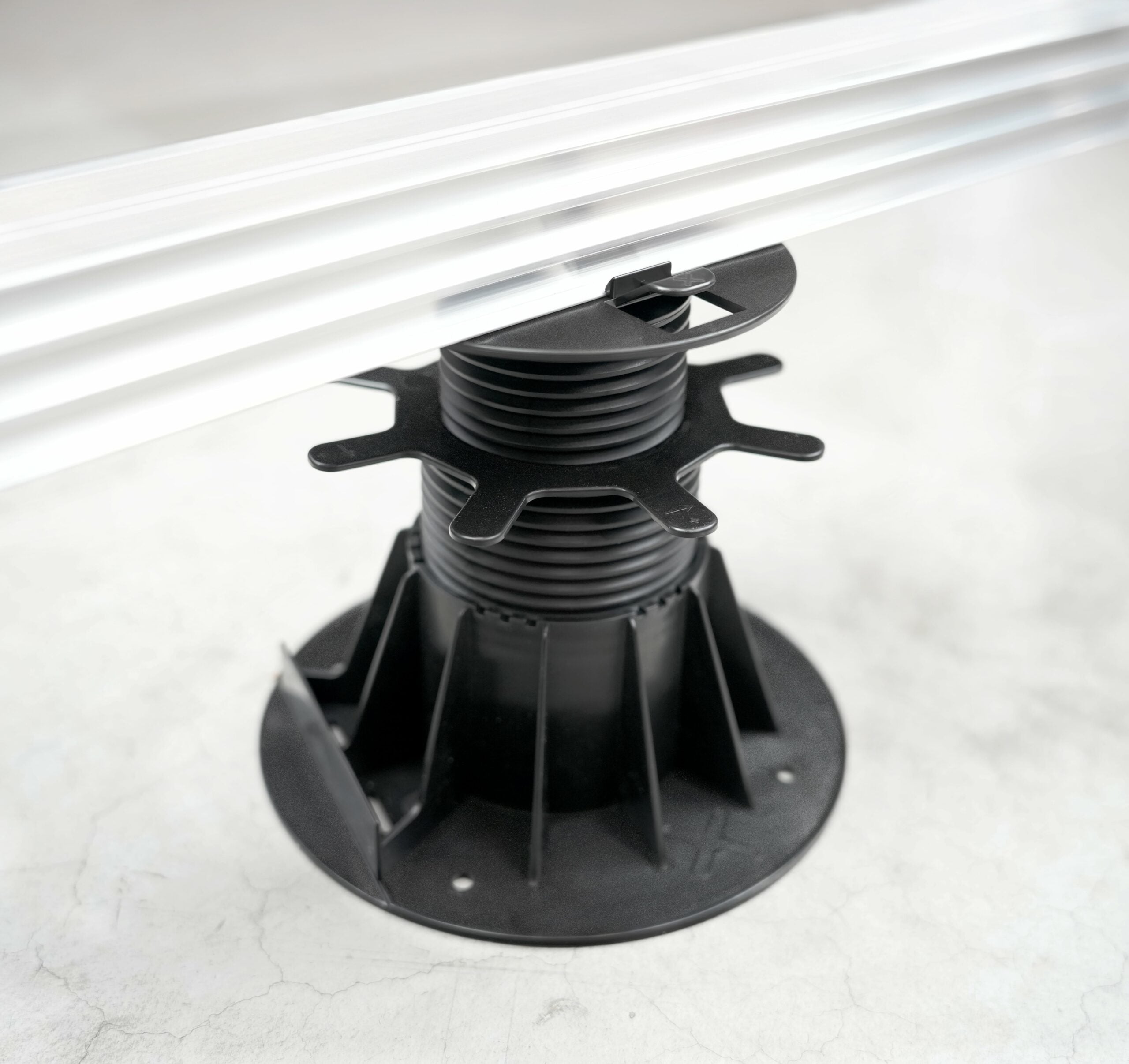 Terrassenfuss für ALU Unterkonstruktion - Höhenausgleich 18 - 25 mm