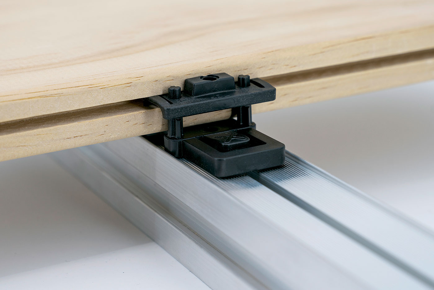 LIGO C/34 Terrassenverbinder