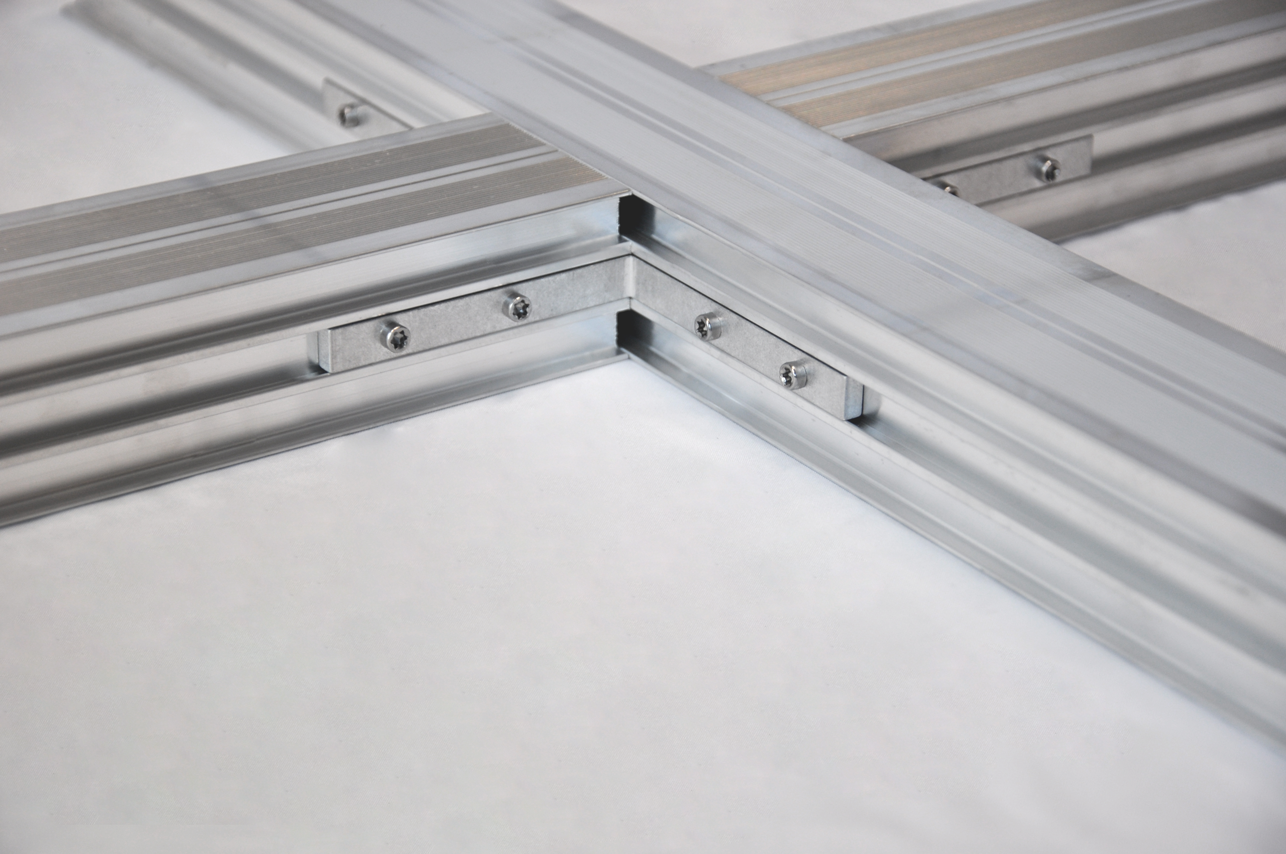 RELO E Eckverbundwinkel (VPE 25 / 50)