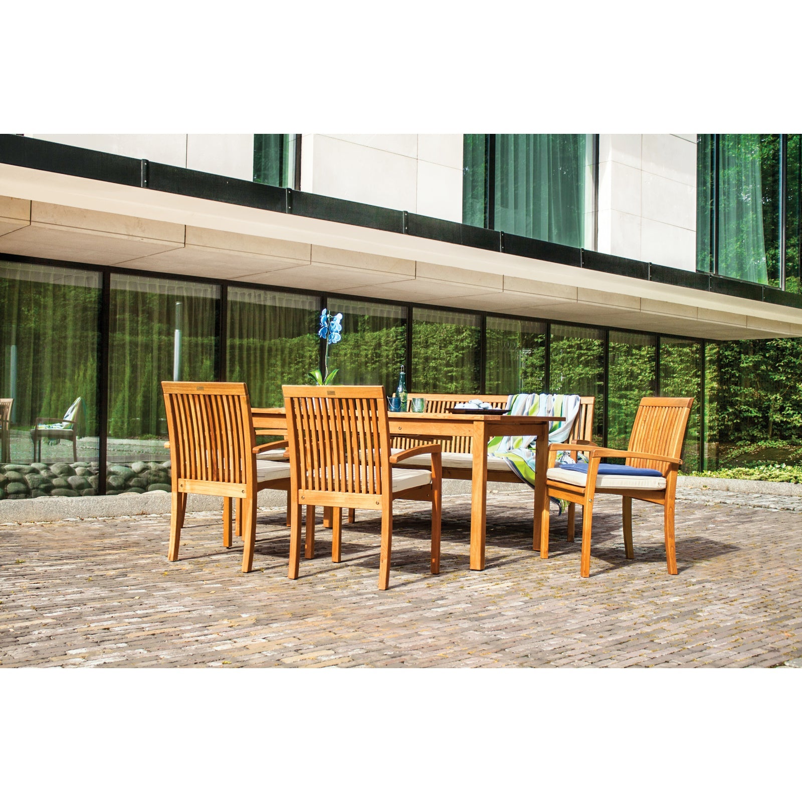 Gartenstuhl VERNO mit Armlehnen - Robinienholzmöbel