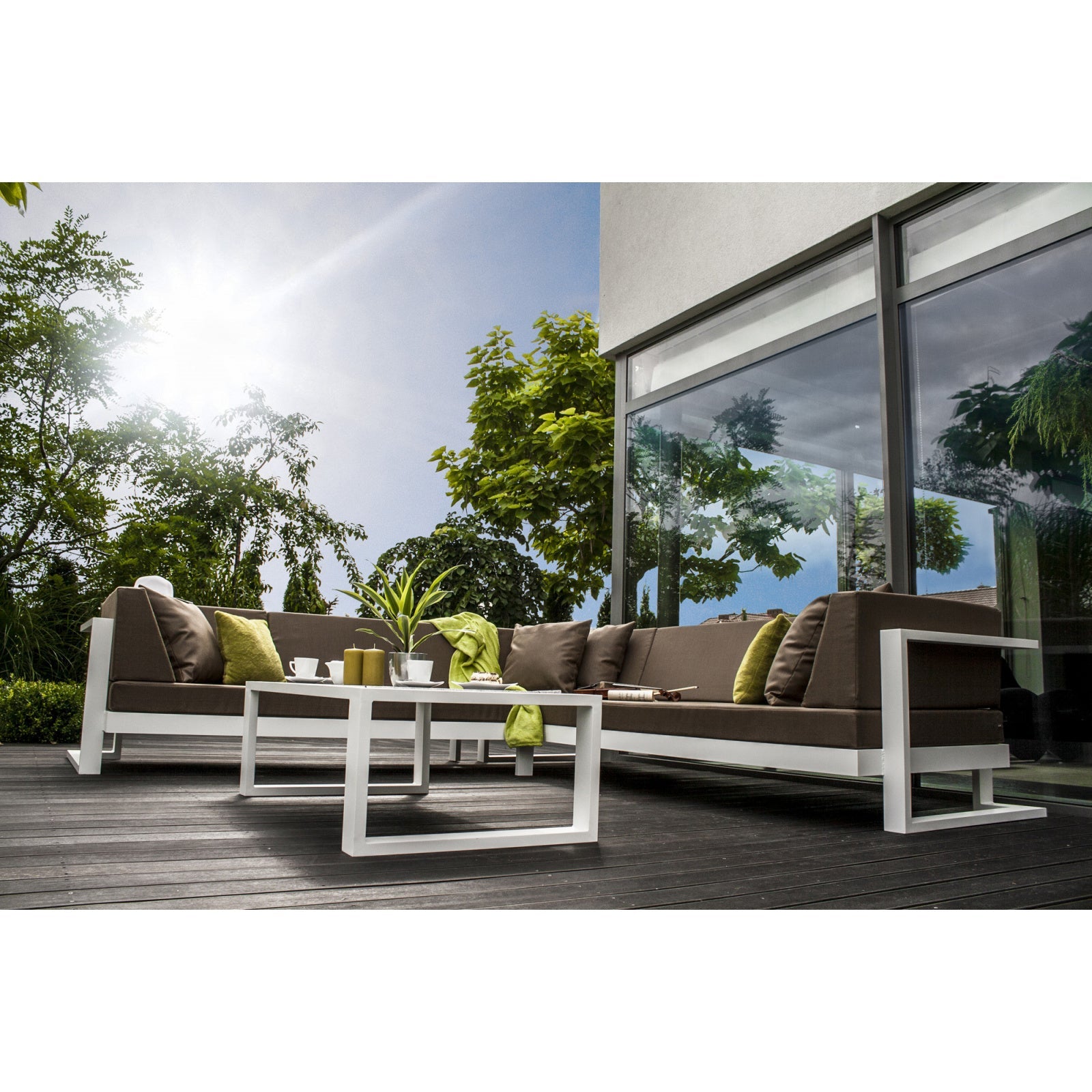 Loungesofa TOSCANIA mit rechter Armlehne aus Metall und Robinienholz (Akazie)