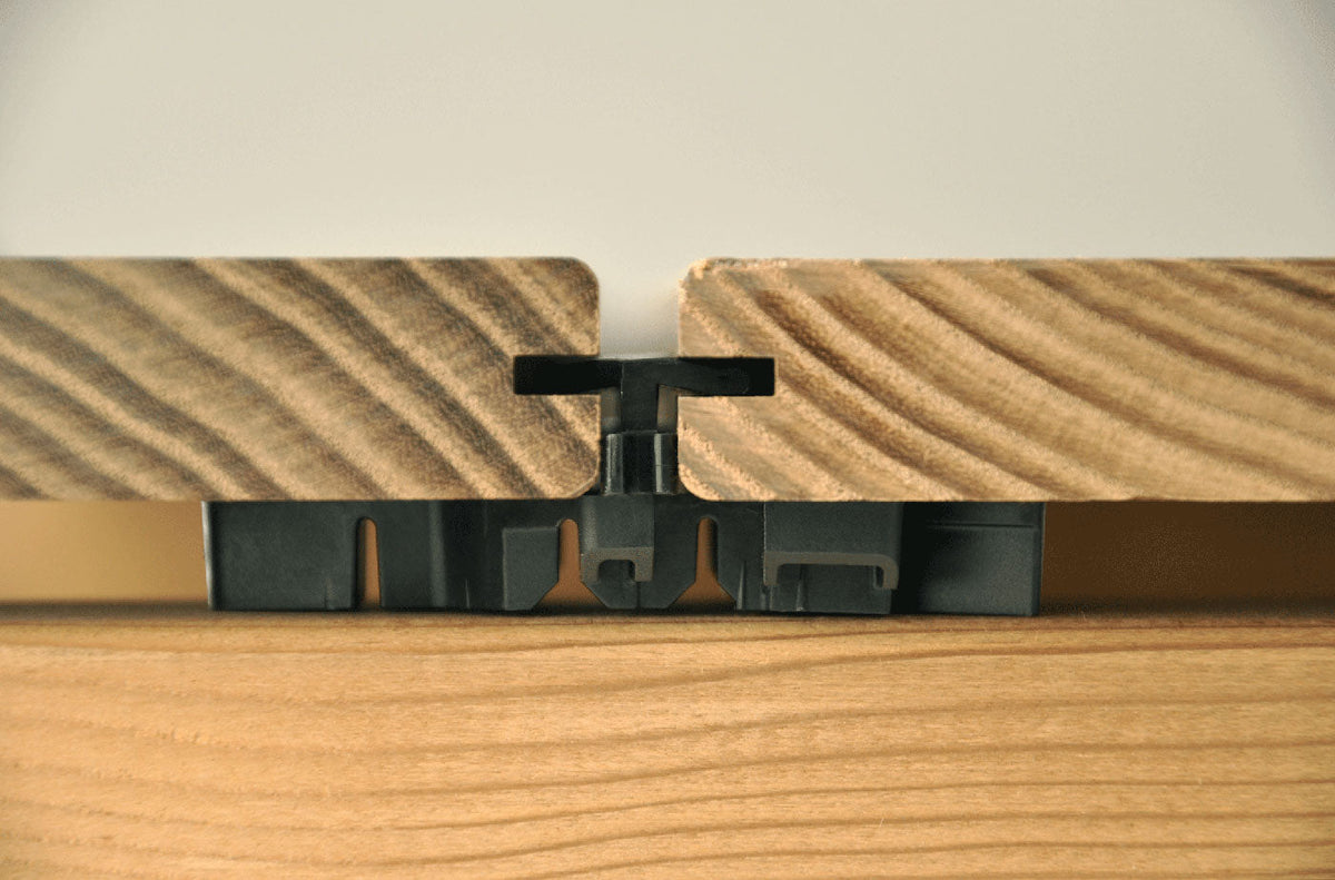 Terrassenverbinder KONEKTO – für Dielen mit seitlicher Nut oder Hohlkehle – FixingGroup