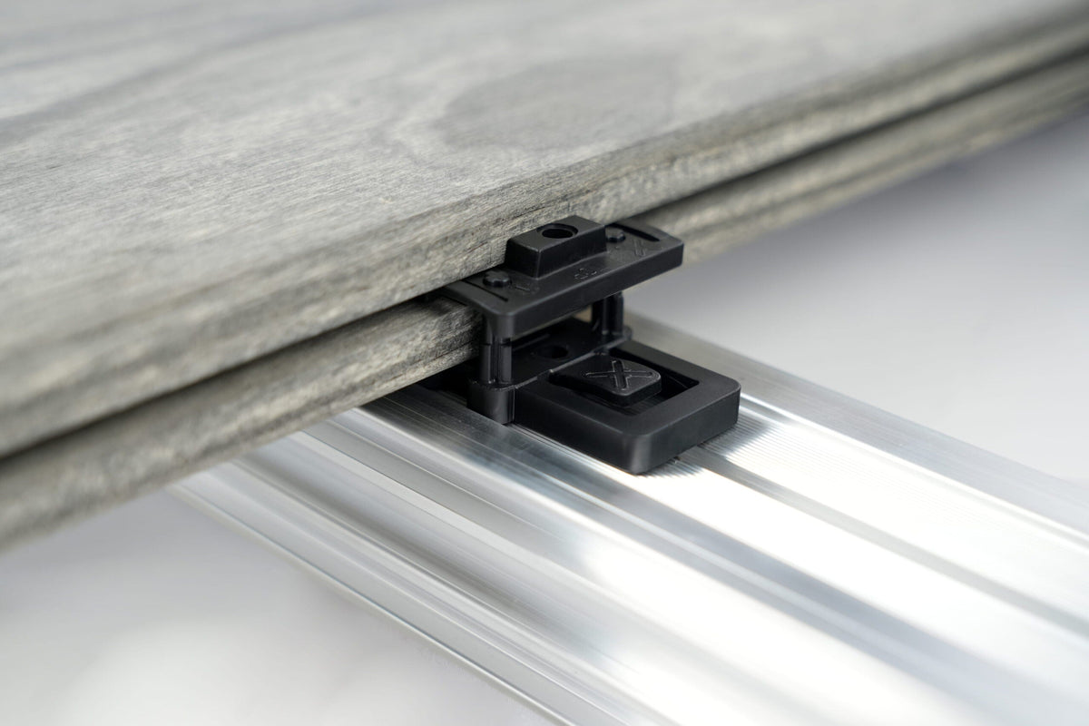 Terrassenverbinder LIGO – Nutklemme für Compound- und modifizierte Dielen – FixingGroup