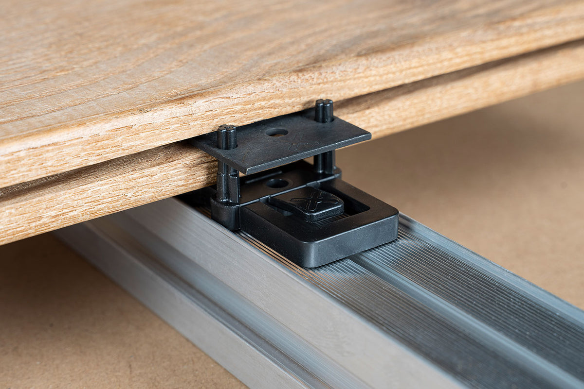 Terrassenverbinder LIGO – Nutklemme für Compound- und modifizierte Dielen – FixingGroup