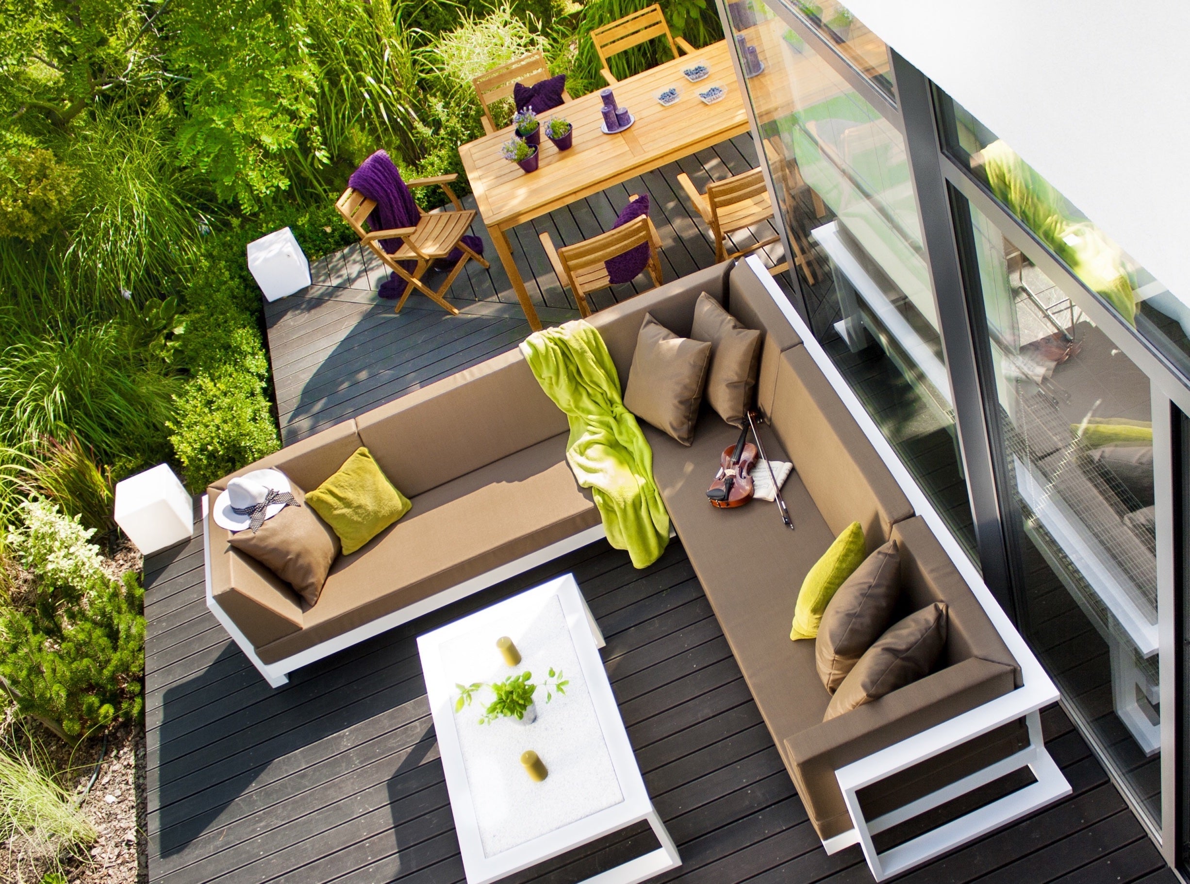Loungesofa TOSCANIA mit linker Armlehne aus Metall und Robinienholz (Akazie)